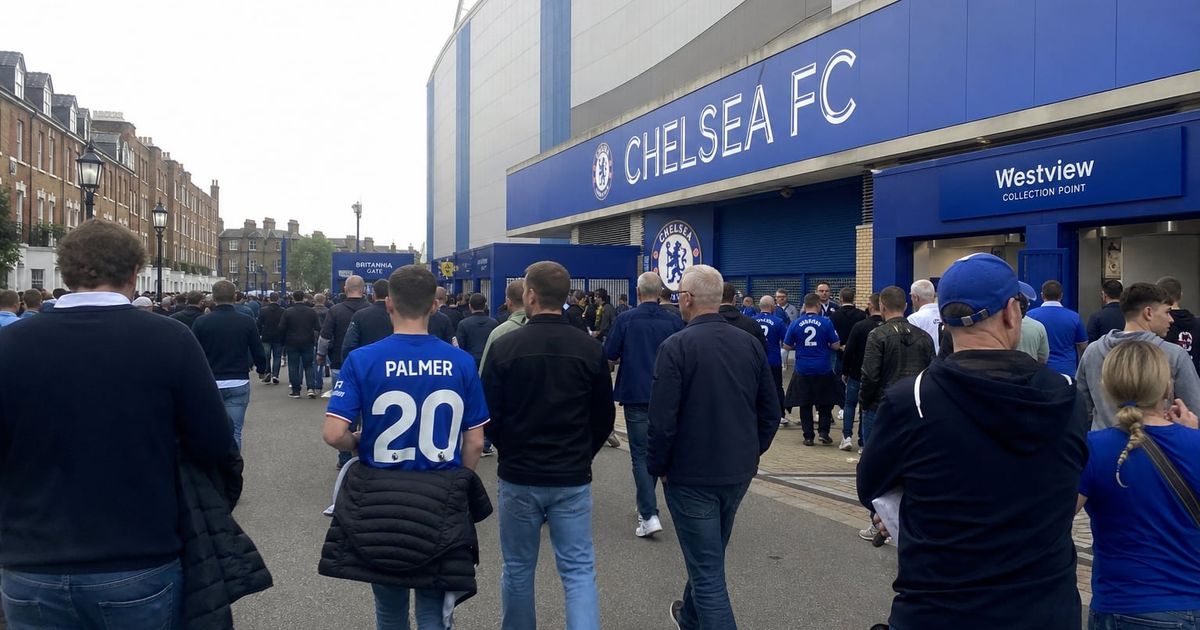 Chelsea Ticket Alerts: How They Work — Chelsea matchday photo