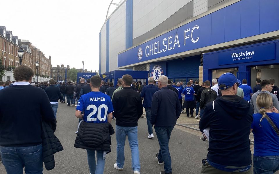 Chelsea Ticket Alerts: How They Work — Chelsea matchday photo